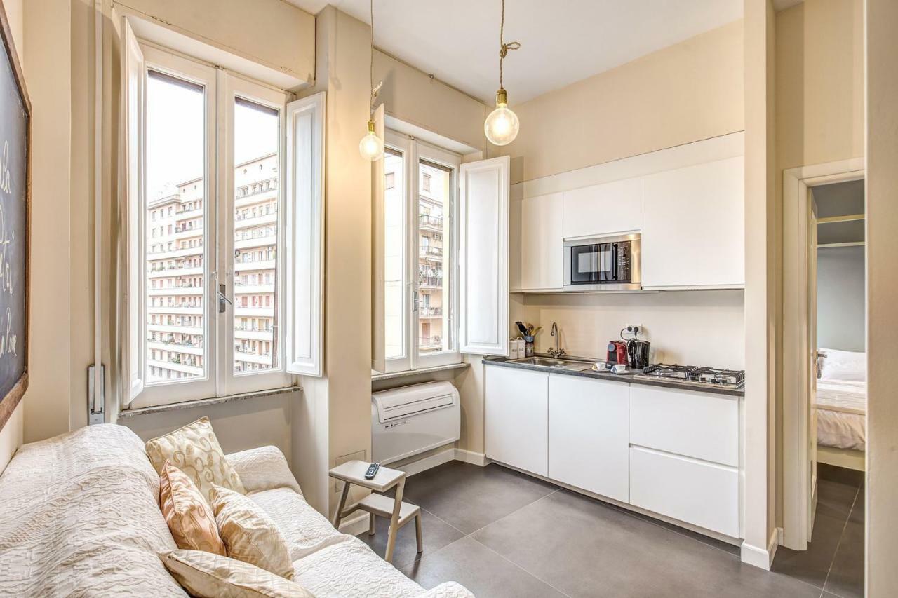 Insula Petri _ 2Bdr Apartment 로마 외부 사진